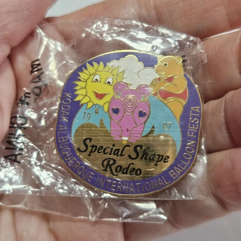 1997 Special Shape Rodeo Kodak Albuquerque International Balloon Fiesta Pin